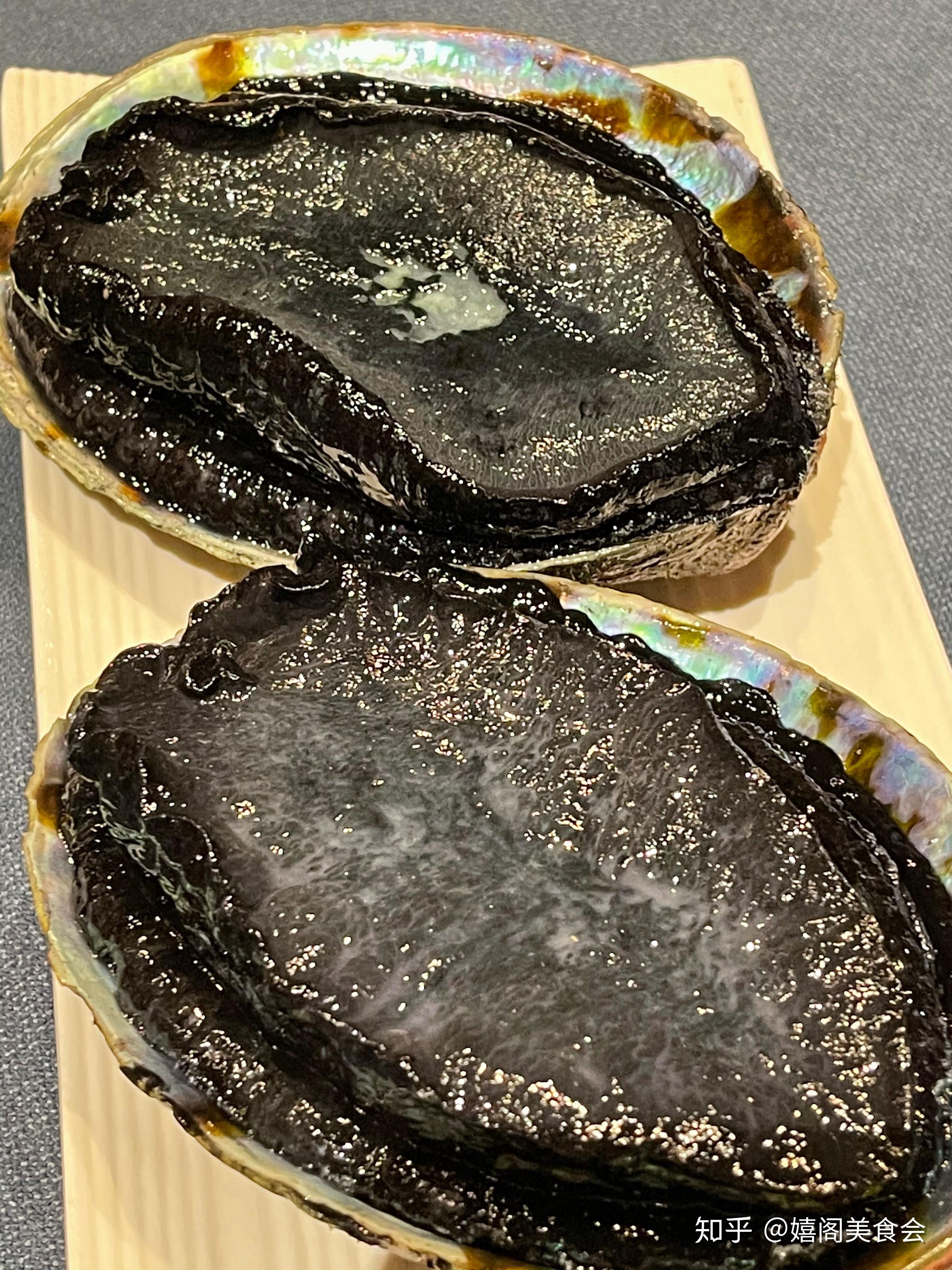 黑金鲍1与千万个人相识,与千百种美食相遇,美食是疲惫生活的温柔慰藉.