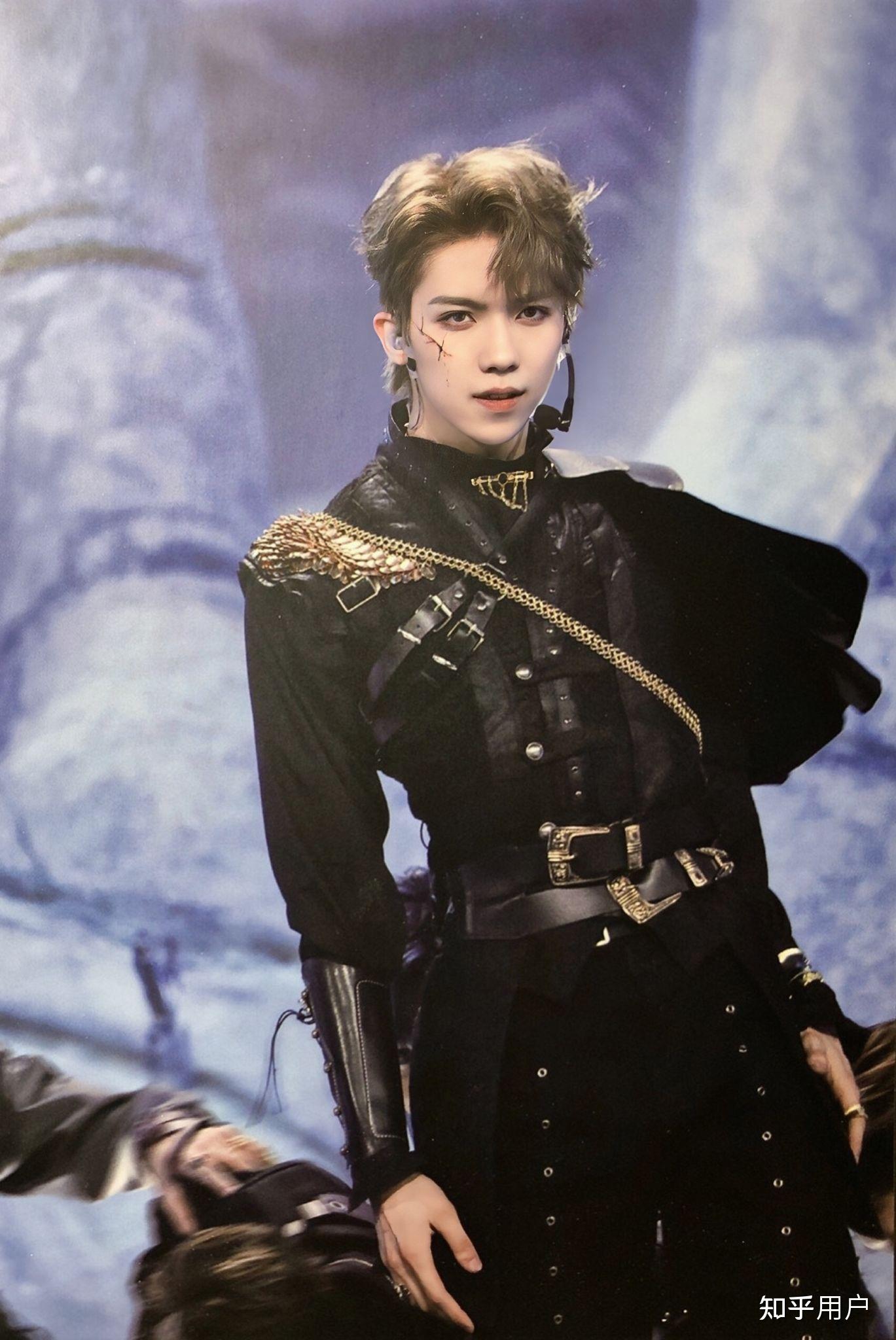 罗一舟有哪些惊为天人的神图? - 知乎