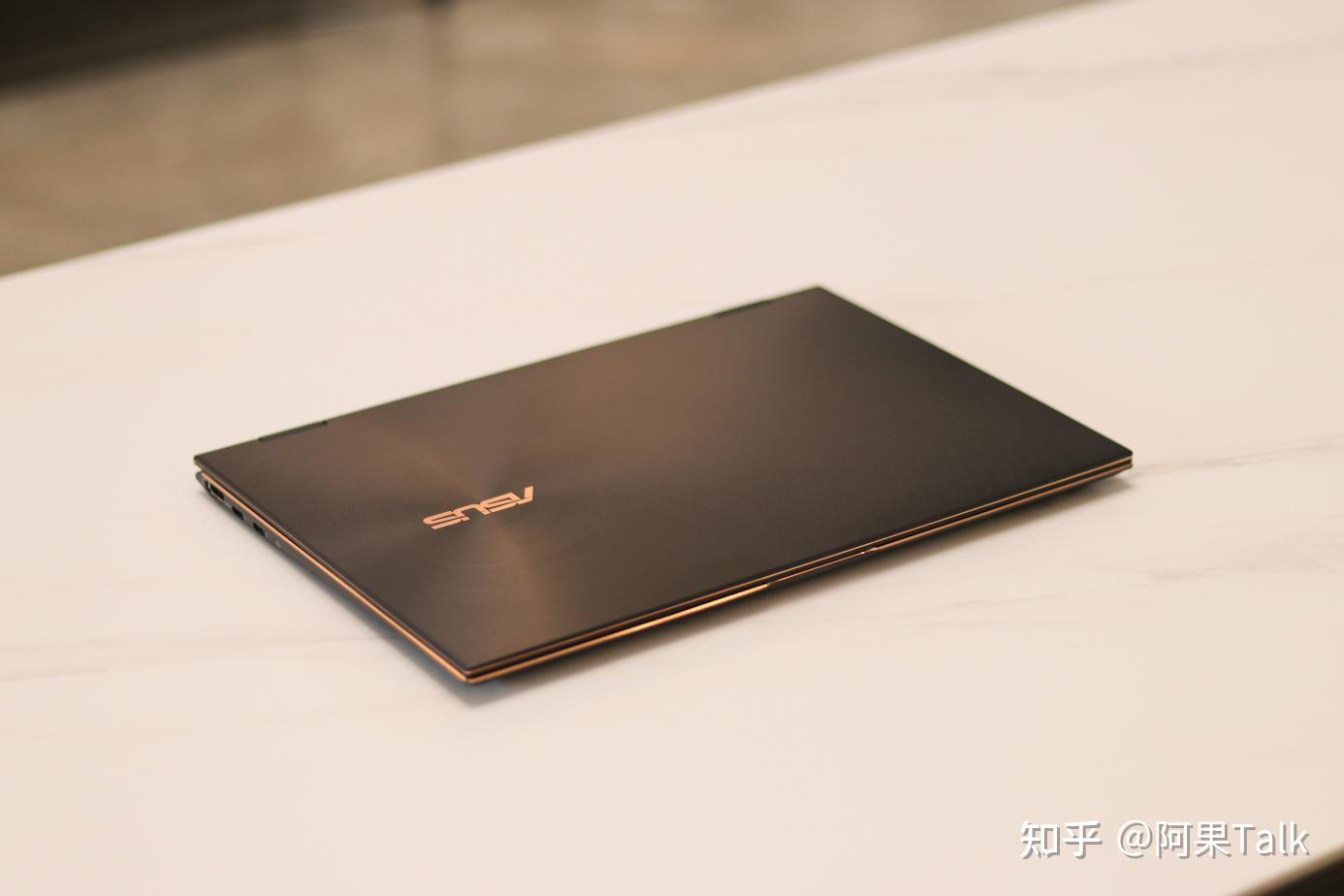 华硕灵耀x逍遥高端商务轻薄本体验分享
