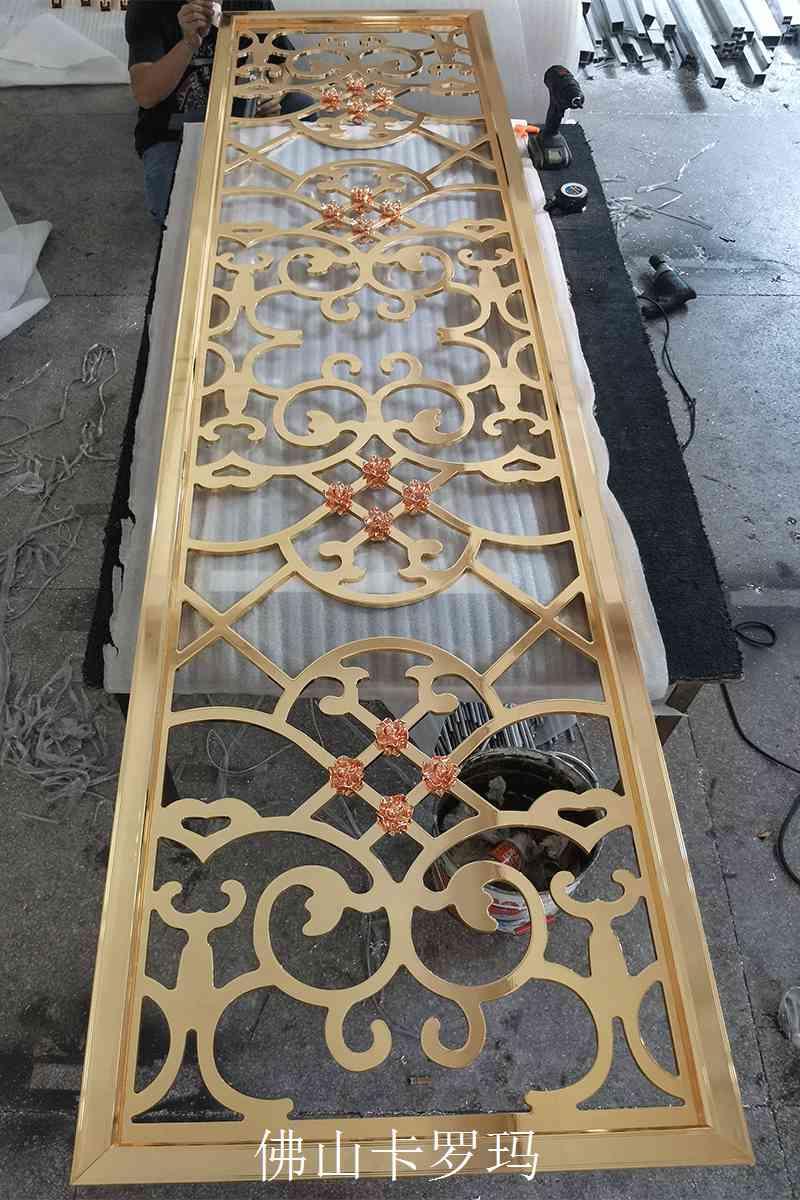 新镂空铜艺雕花屏风居家隔断款式任订