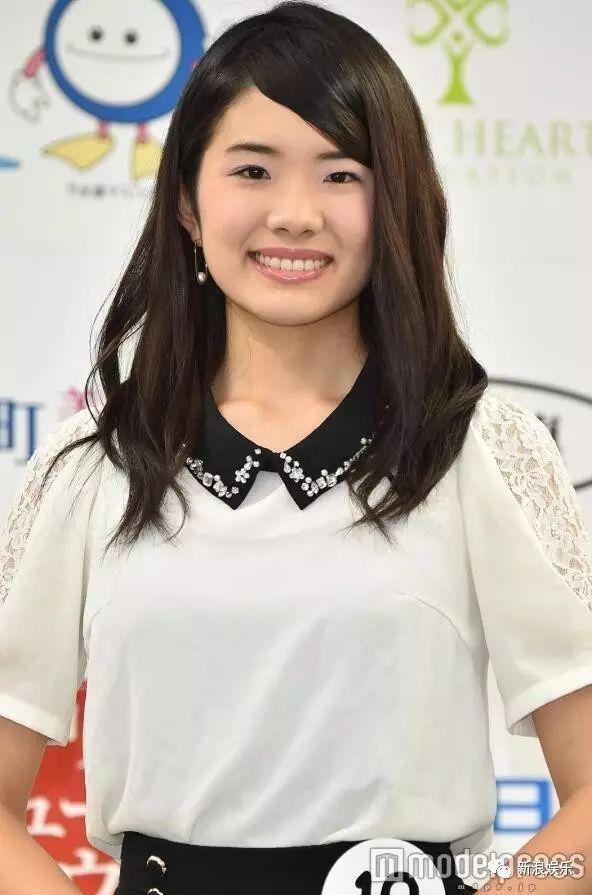 佐藤爱惠 19岁 大学生风冈诗织 20岁 大学生臼井理佐世 19岁 大学生三