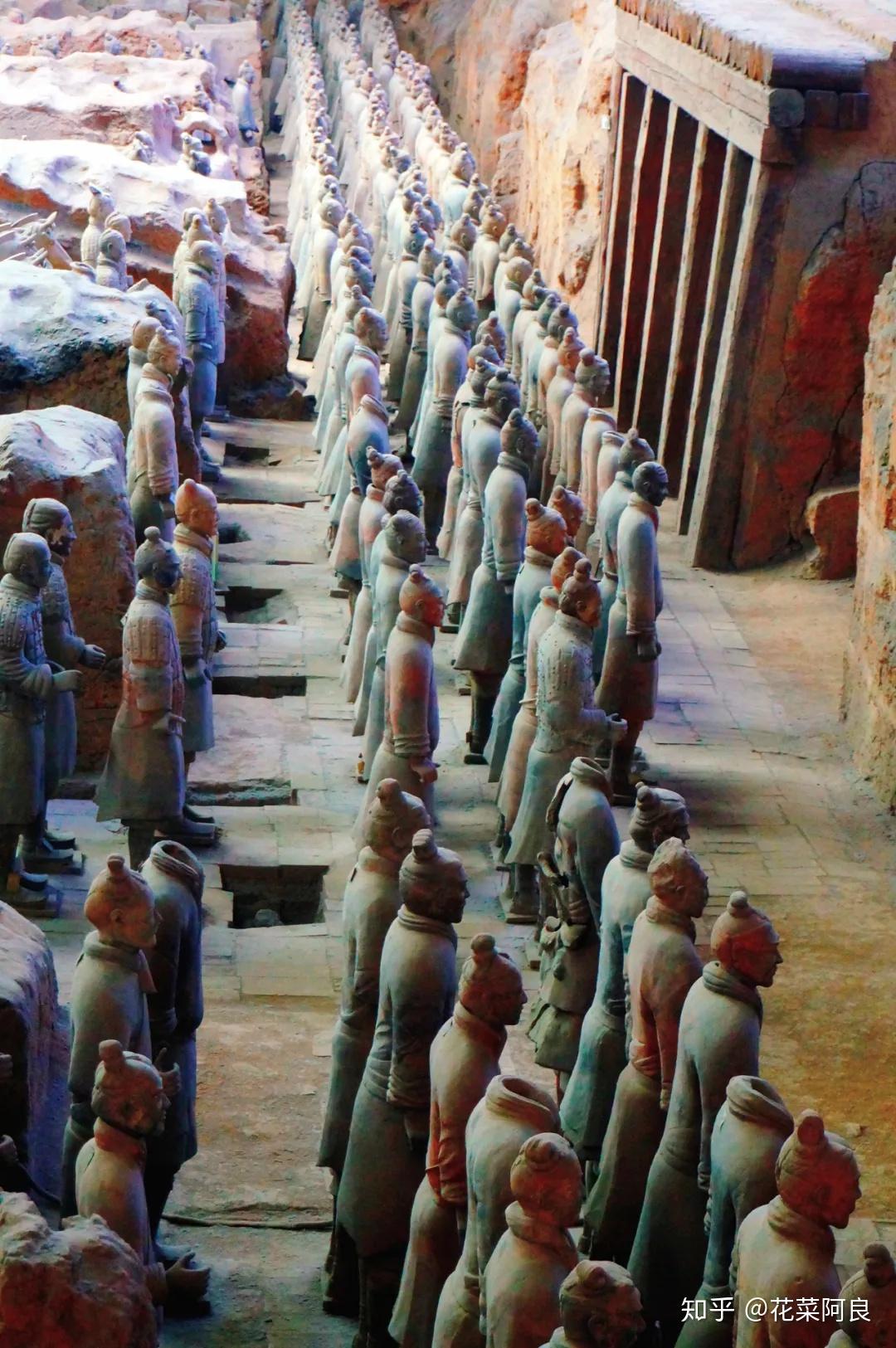 西安旅游世界第八大奇迹秦始皇兵马俑如何震惊全世界