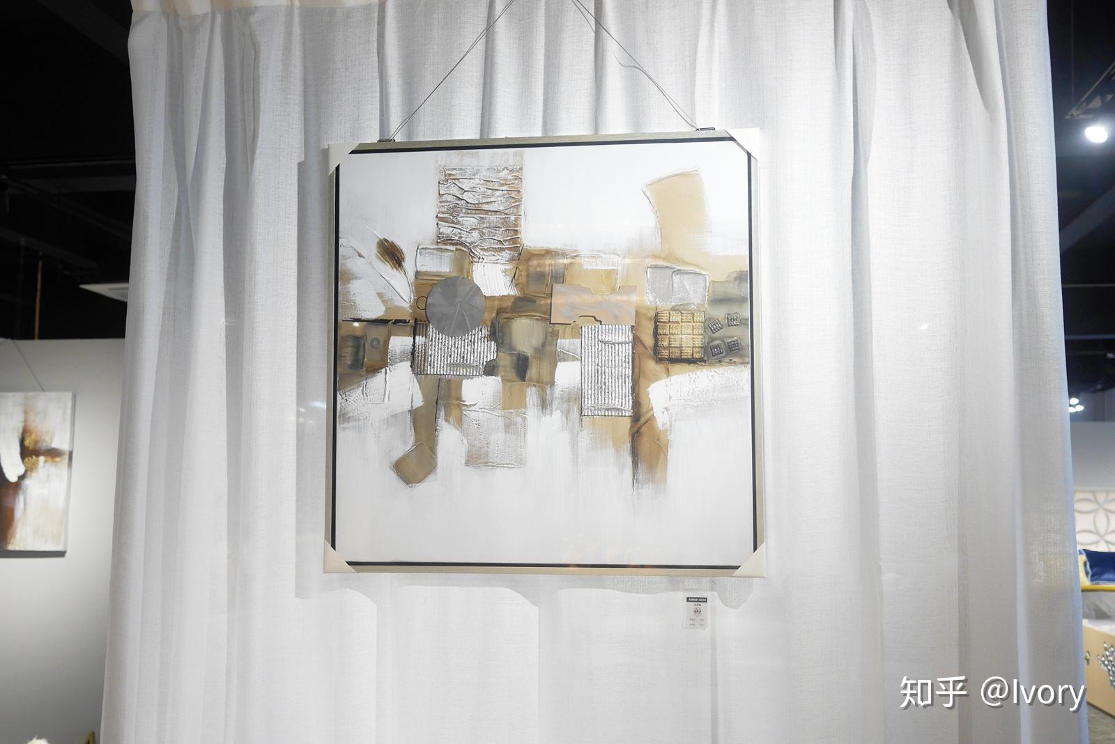 装饰画怎样选便宜 v2-25265ca5526687827976526cd9a110f6_r.jpg