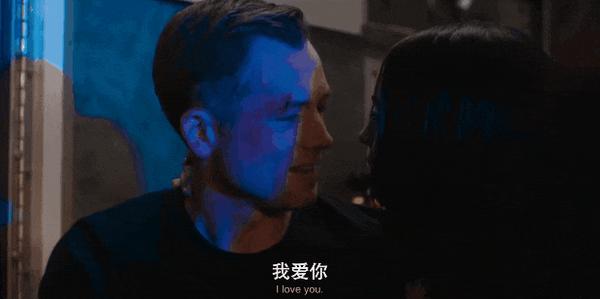 《随身危机》网飞年度最卖座,“王牌特工”机场惊魂!