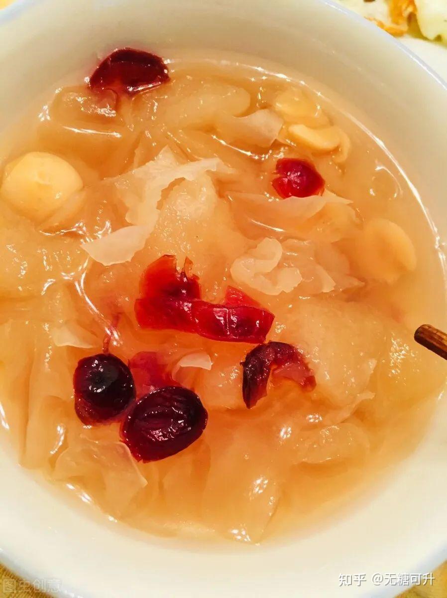 苹果银耳瘦肉汤