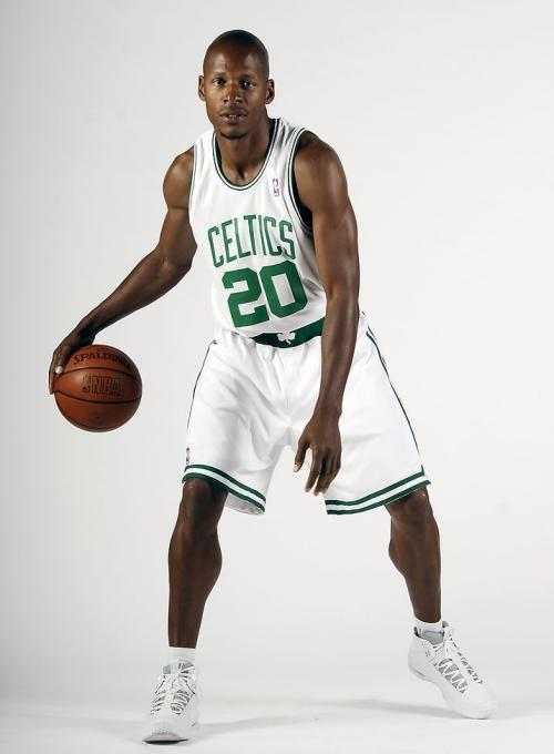 应大家要求加上雷阿伦