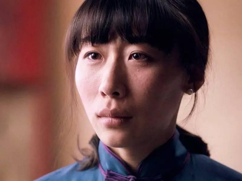 像《驴得水》中张一曼这样的人适不适合当老师