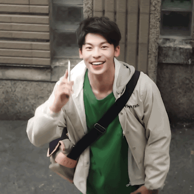 怎样评价许光汉的长相