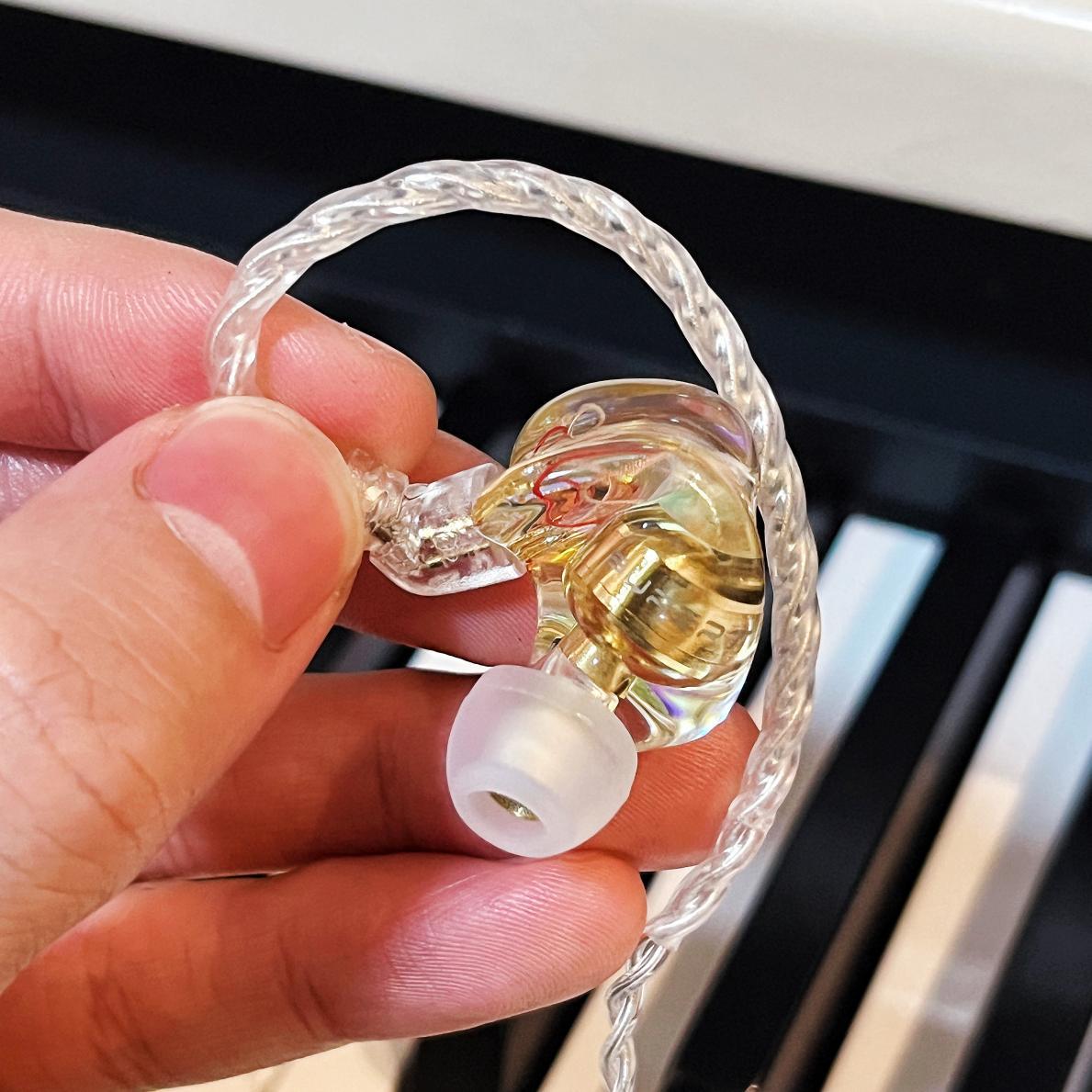 超闪的耳机我想焊在耳朵上了tfz锦瑟香也force1舞台音乐耳返耳机开箱