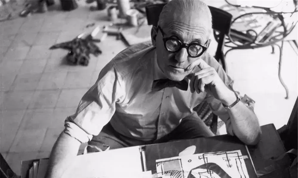 大师分析勒柯布西耶日本西洋国立美术馆