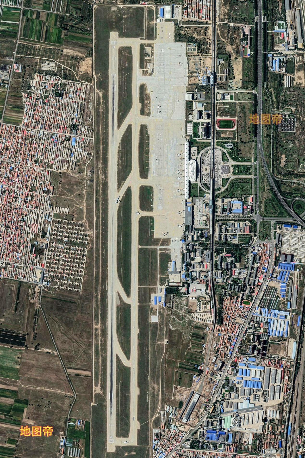 世界Top50机场——200-500m比例尺卫星截图 - 知乎