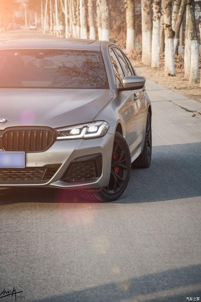 杭州第一辆2021款bmw540i磨砂暗银究竟好在哪里