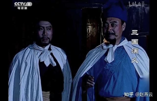 三国演义中吕子明白衣渡江中的白衣是白色的衣服吗