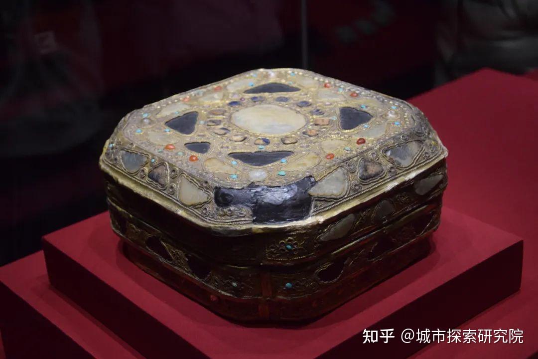 火爆长三角的南京博物院《玉润中华》展,怎么看? - 知乎