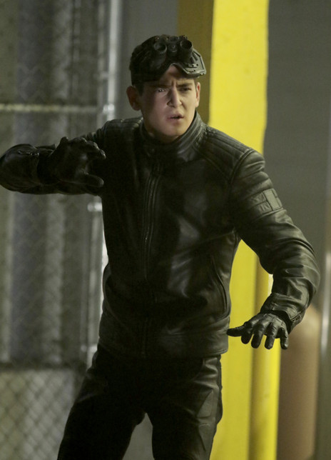 哥谭中小莱和戈登的孩子怎么没得,在第几集?