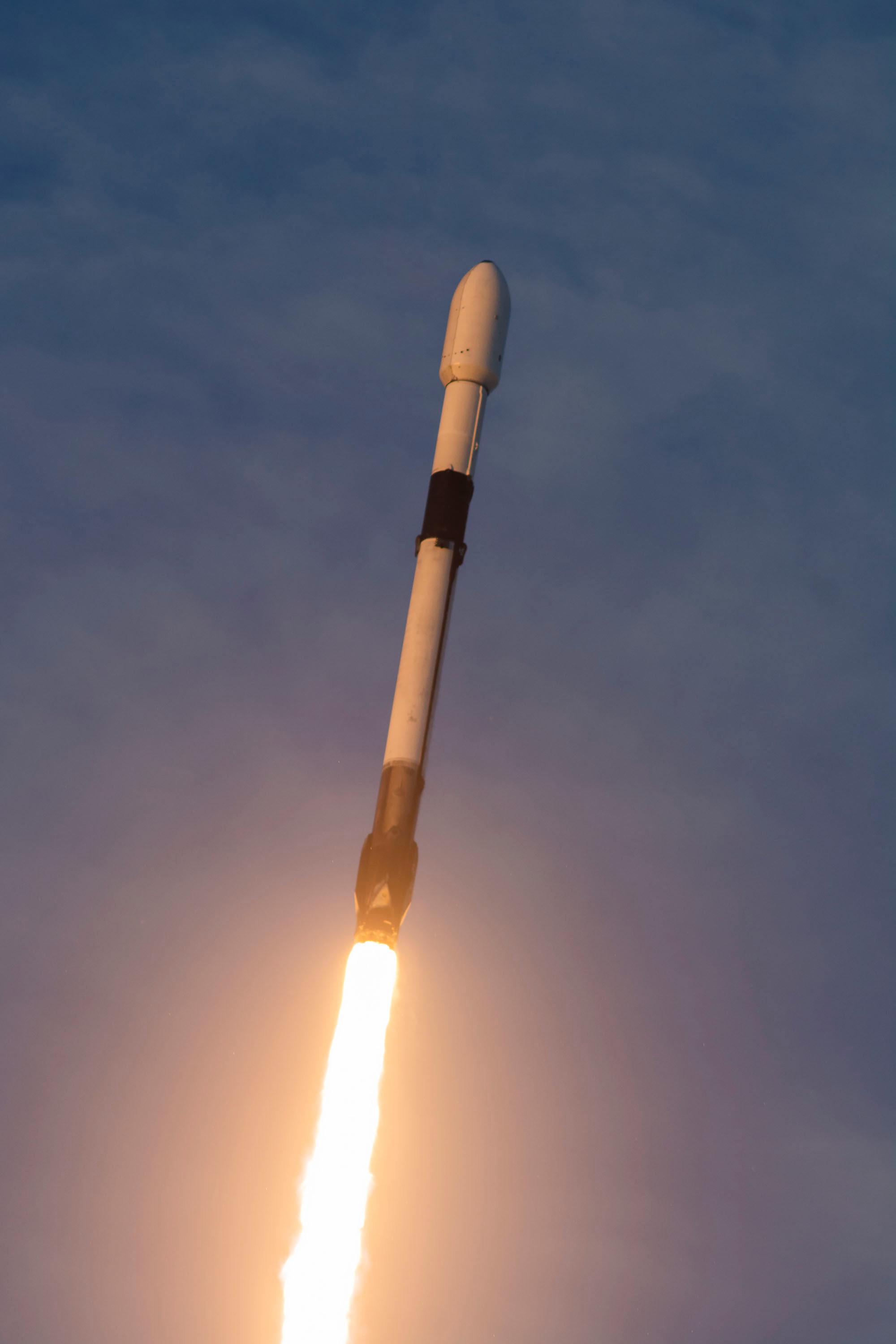 猎鹰九号助星链卫星升空数量突破4000大关 - 知乎
