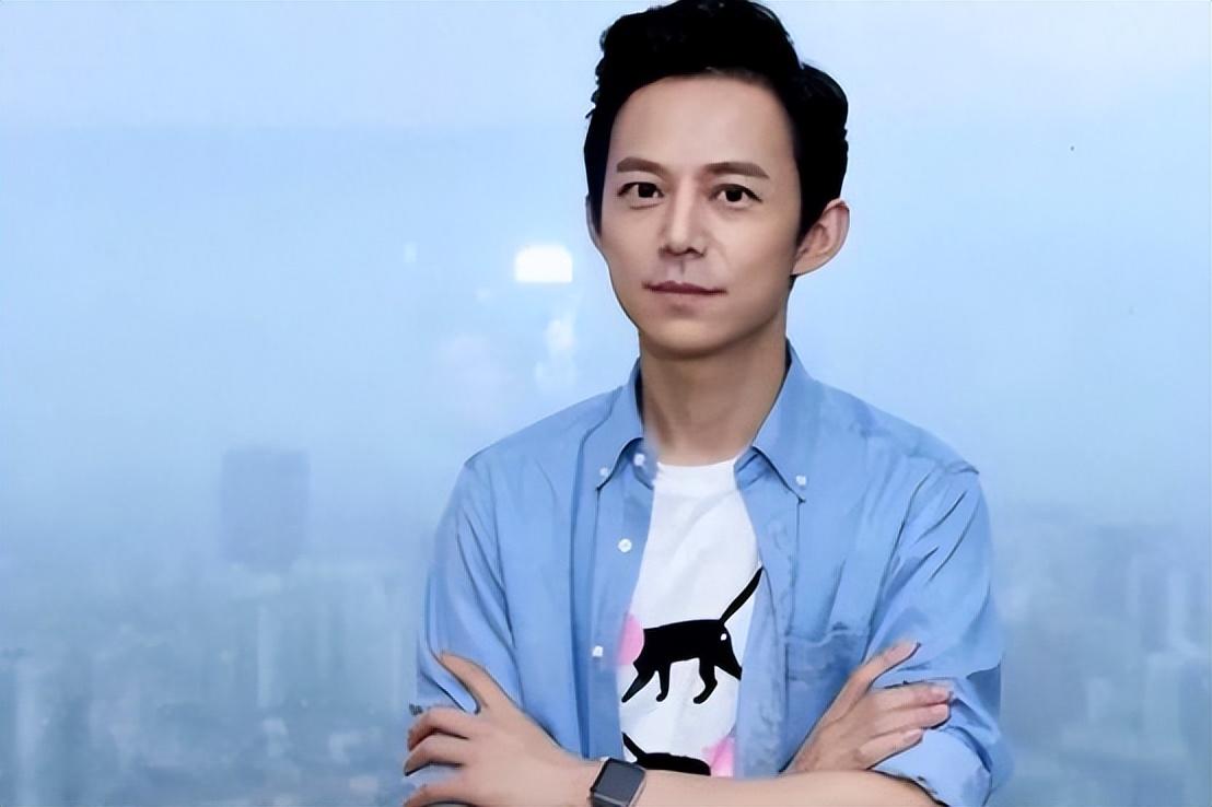 保姆举报何炅拖欠14万工资,痛斥其没人性,法院判决书出来了 - 知乎