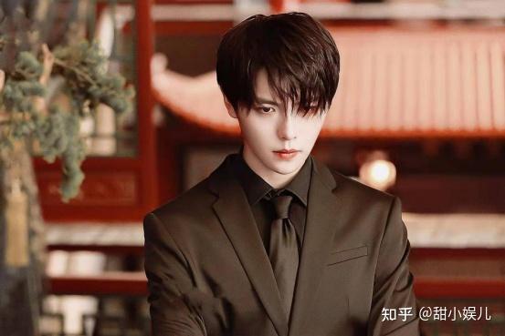 张起灵是人间看不见的绝色饰演小哥的演员都火了他魅力何在