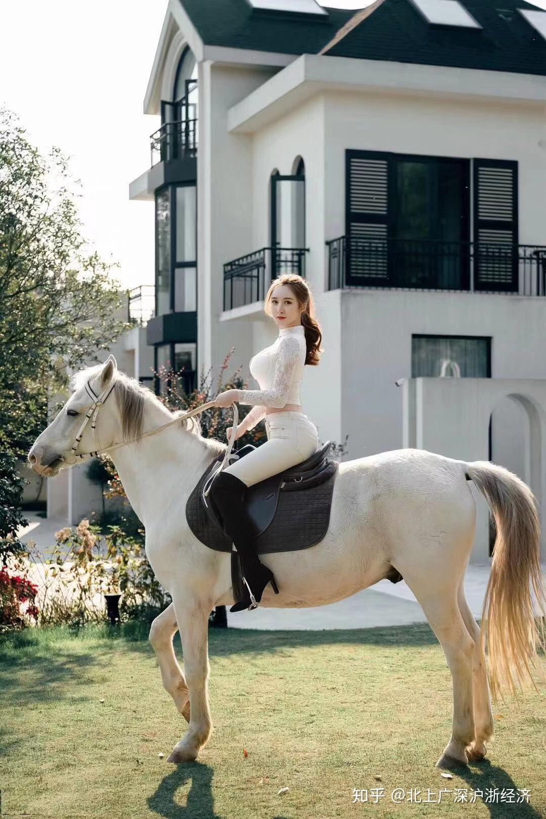 骑白马的不一定是王子