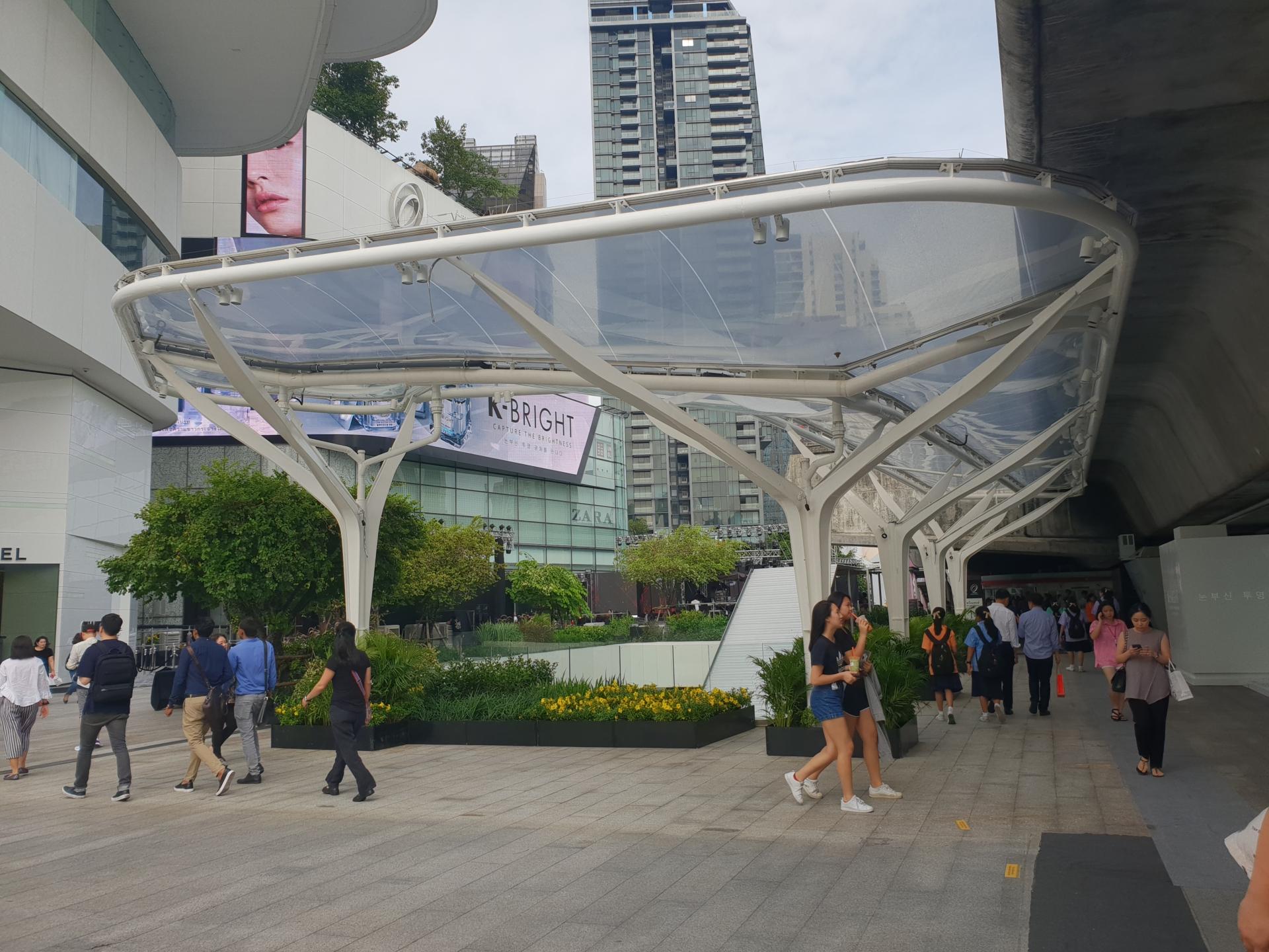 膜结构丨优雅的etfe雨棚