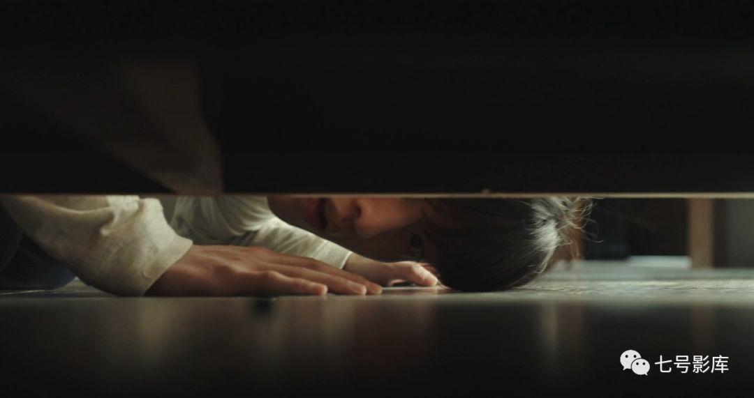 当所有的幸福和美好在瞬间消失殆尽时