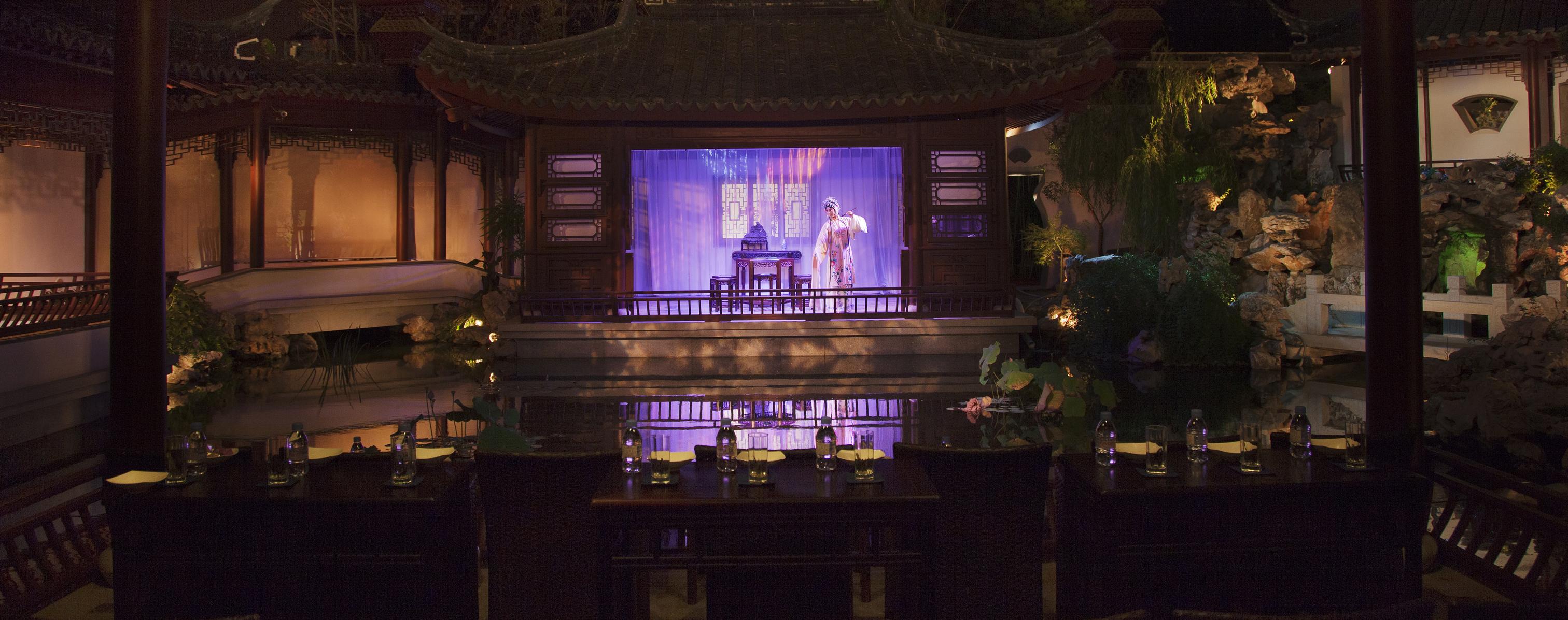 苏州昆曲传习所实景版《游园惊梦》剧照 沈丰英(饰 杜丽娘)「未完待续