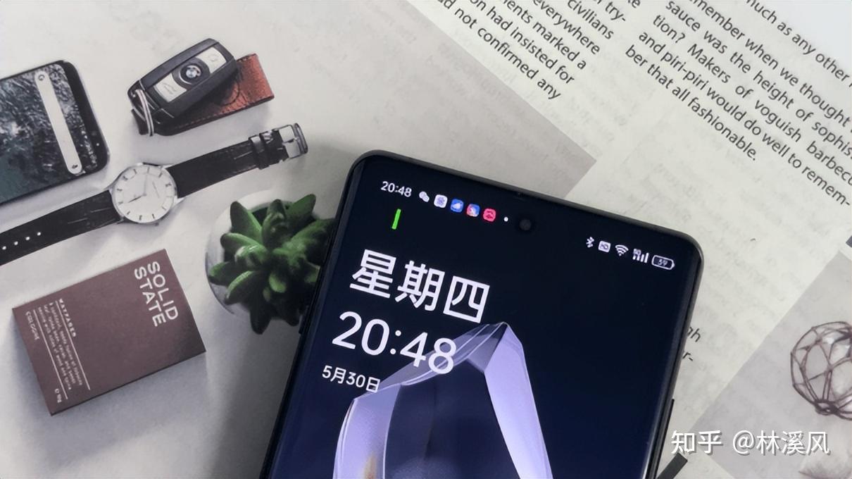 旗舰机的体验 中端机的价格 越级下放被你玩明白了!