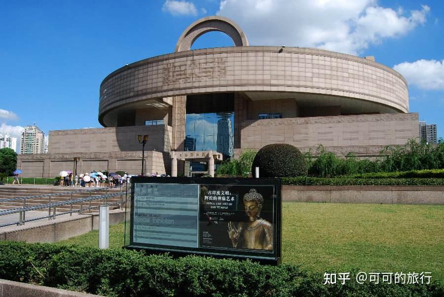 1·上海博物馆上海博物馆拥有12万余件精品馆藏,荟萃了各朝各代的历史