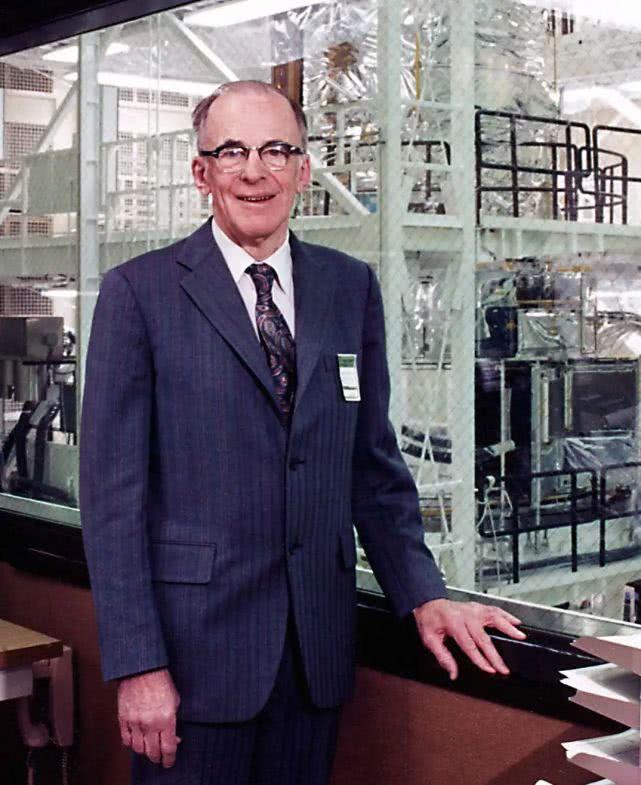 埃德温 zhuanlan.zhihu.com