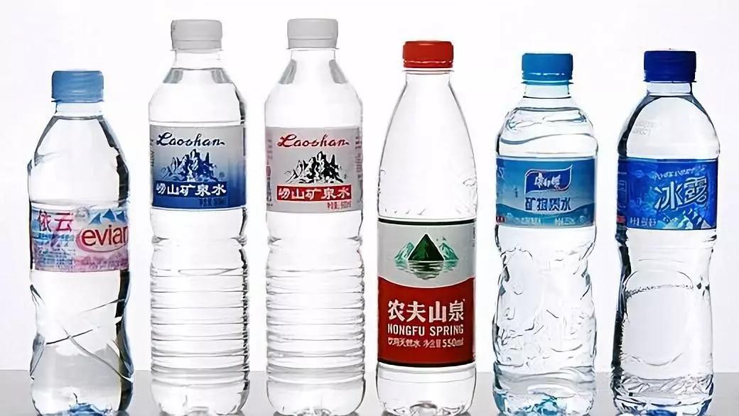 都是纯净水为什么有的卖2块有的卖38块