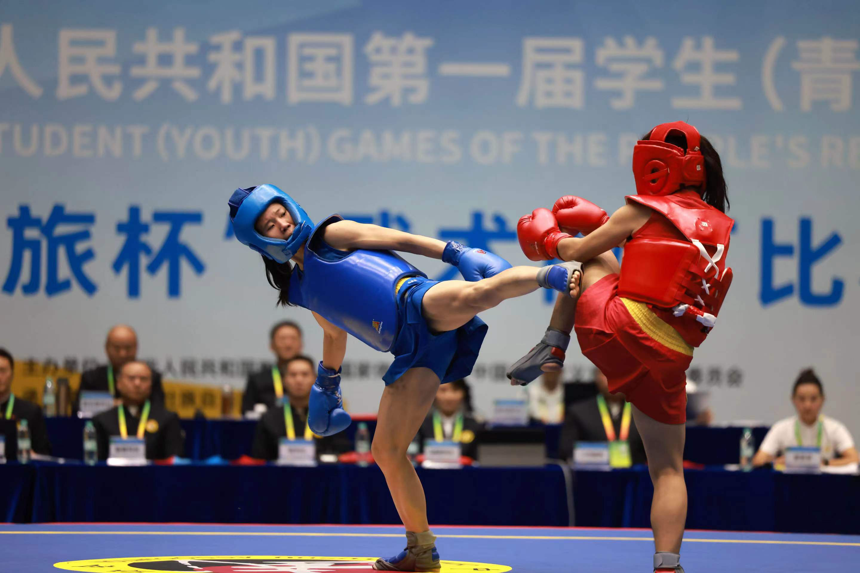 第一届全国学生青年运动会散打比赛塔沟武校学员荣获2金1银1铜