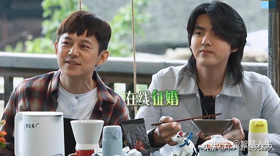 何炅又被群嘲受吴亦凡事件影响报警遭网友调侃