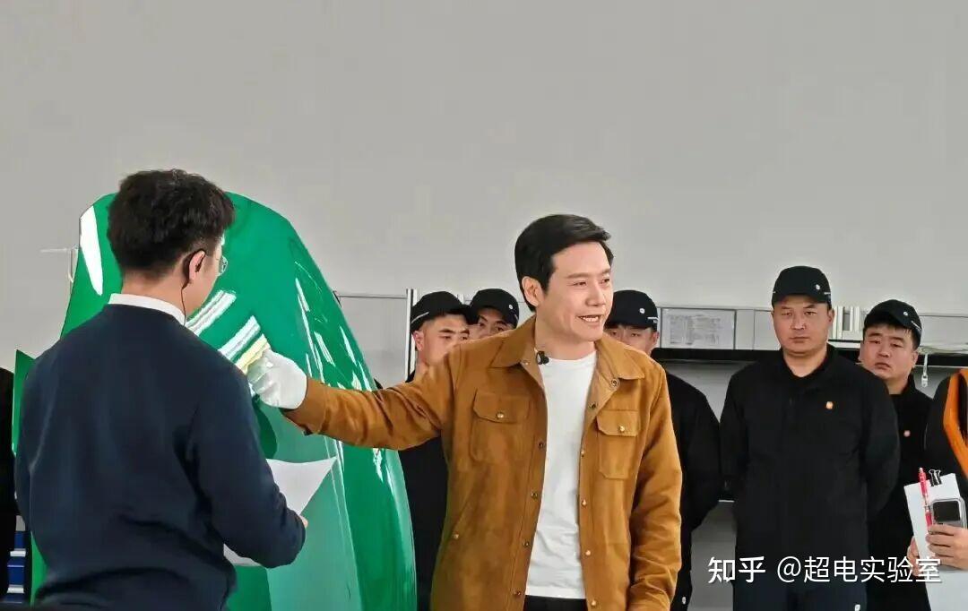 从绿化带战神,到200公里瞬刹,雷军回应一切