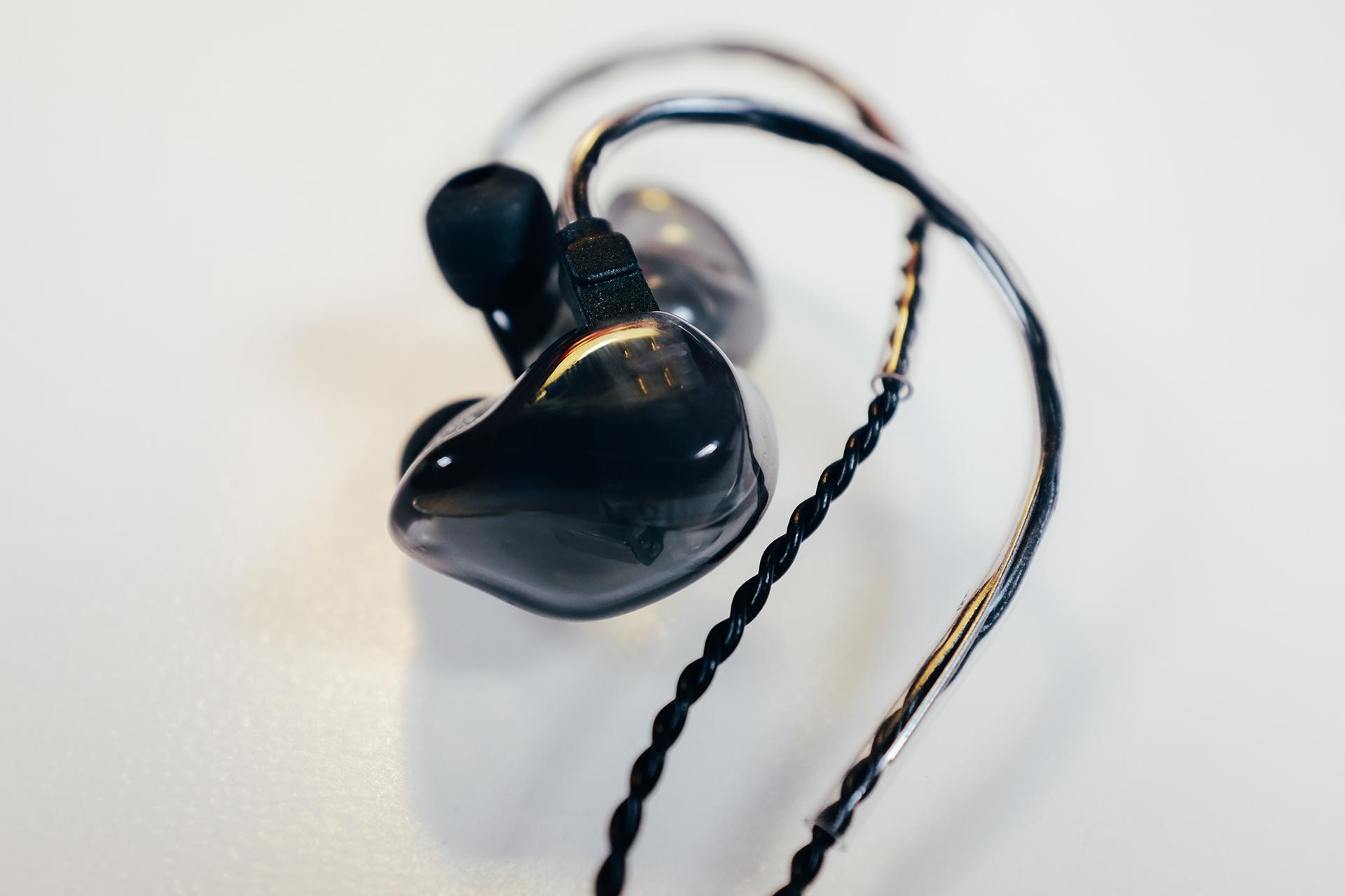 黑曜-inear sd2s入耳耳机测评 外观篇 - 知乎