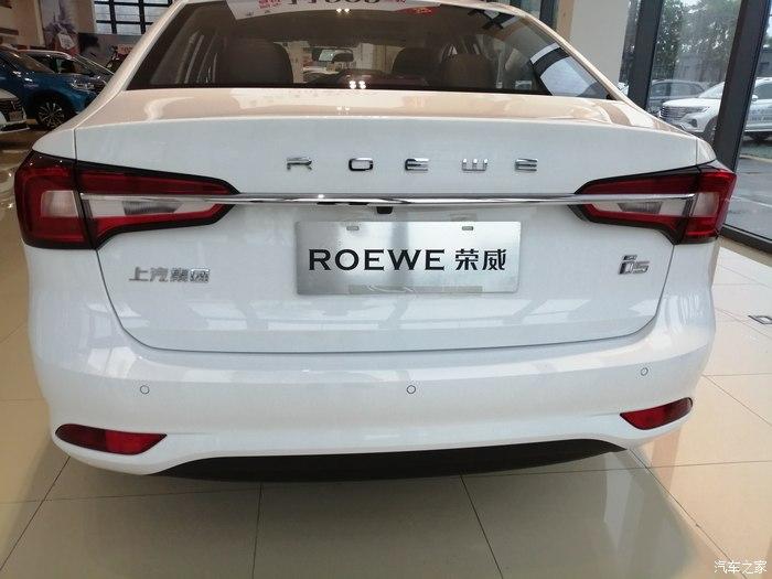 这车标经典,刚开始还以为是合资车