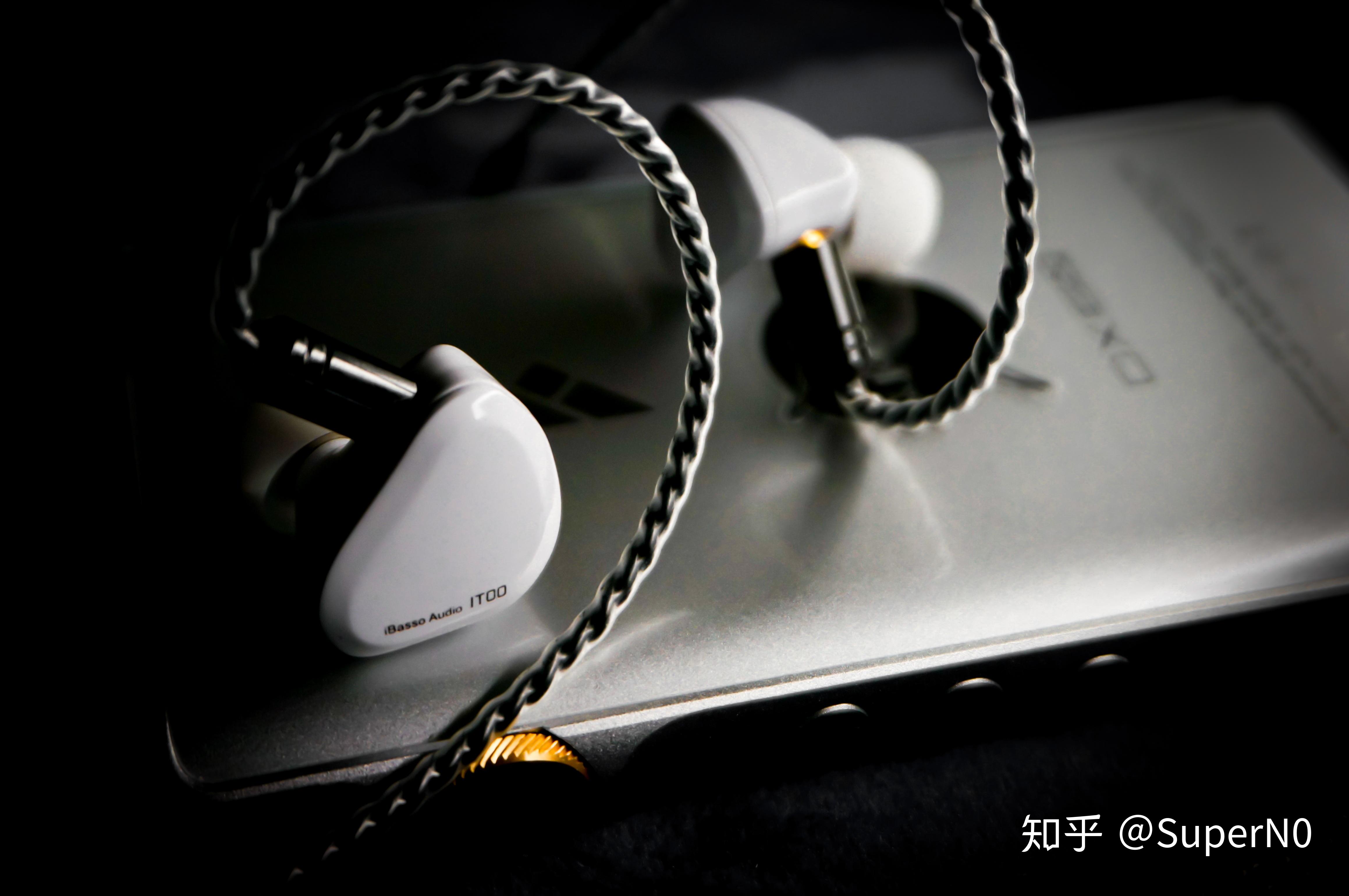 sn瞎写一大块奶糖艾巴索ibasso入耳式动圈耳机it00