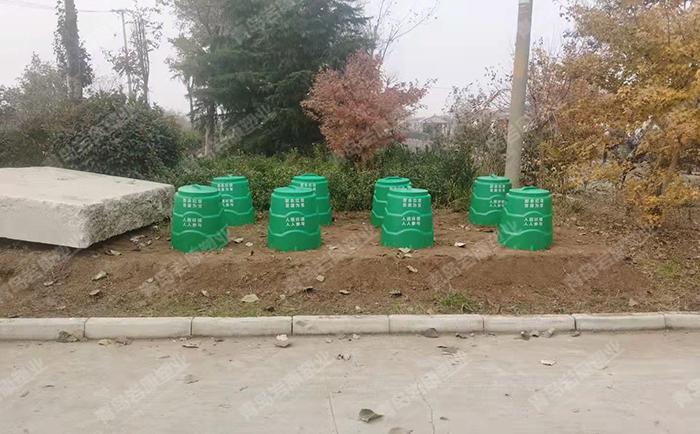 怎么用桶堆肥 v2-28a4a68bb183c3dd4288f527d5ed927b_1440w.jpg?source=172ae18b