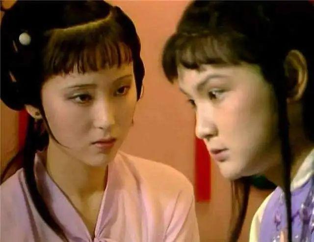 林黛玉初见贾宝玉，就初次为他流泪，发生了什么事？ - 知乎
