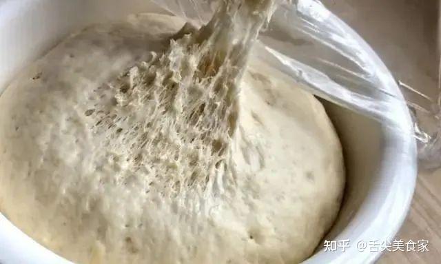 教你发面的新做法，牢记4大诀窍，面团很快发满盆，新手一学就会 - 知乎