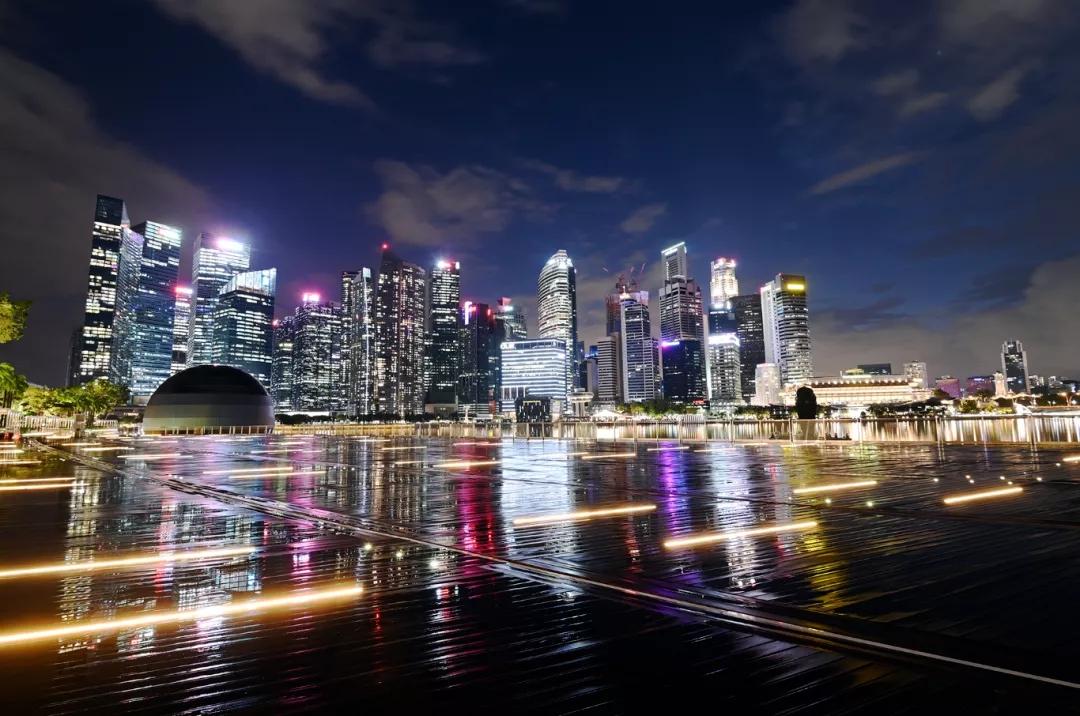 亚洲人均GDP第一的新加坡，经济到底有多发达？