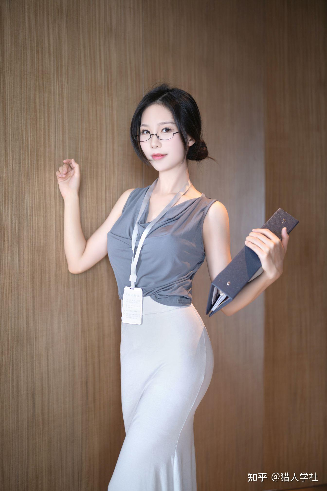 【COSPLAY美图】海量热门cos写真素材合集,原图高清。 - 知乎