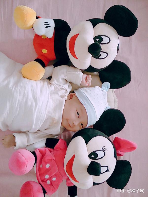 出生的一两个月的小婴儿可以有多可爱?