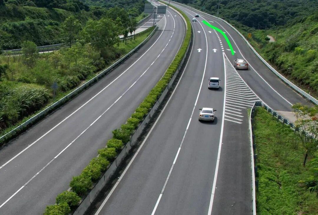 高速匝道汇入主路前,速度跑多少最好? - 知乎