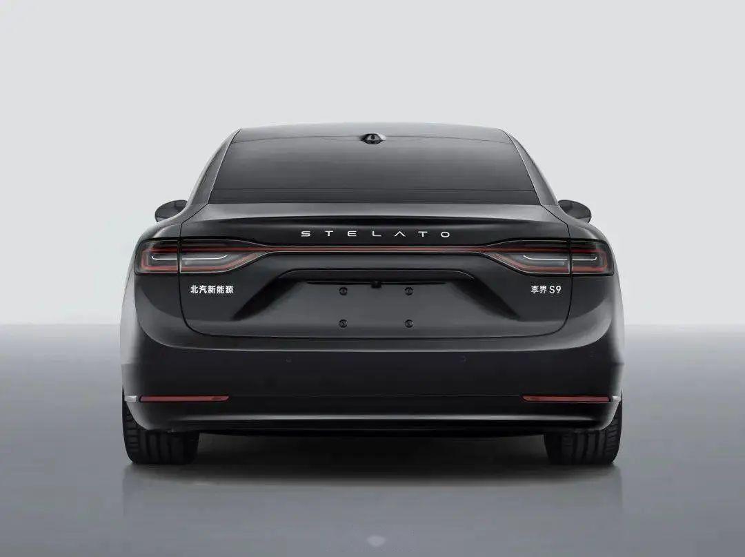 华为智选车享界s9亮相定价或达50万会是问界后的下一个爆款吗