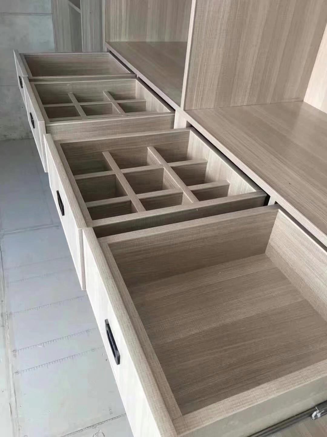 济南装修免漆板做的家具板材颜色莫科布纹效果棒棒哒