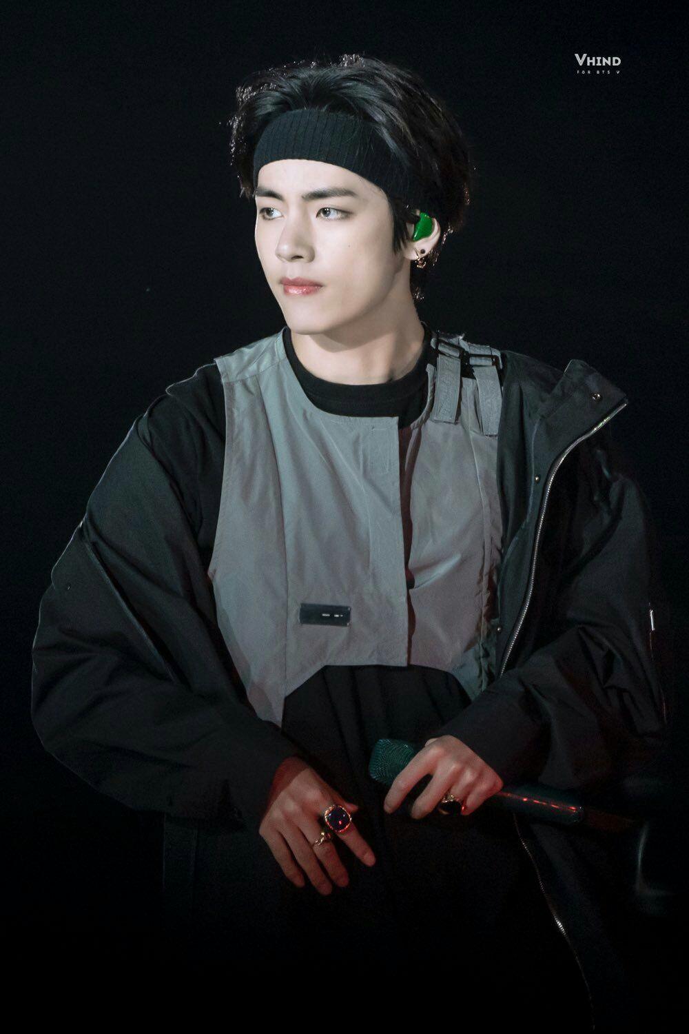 超级喜欢黑发金泰亨,大家可以分享一些没有水印的图片吗?收藏?