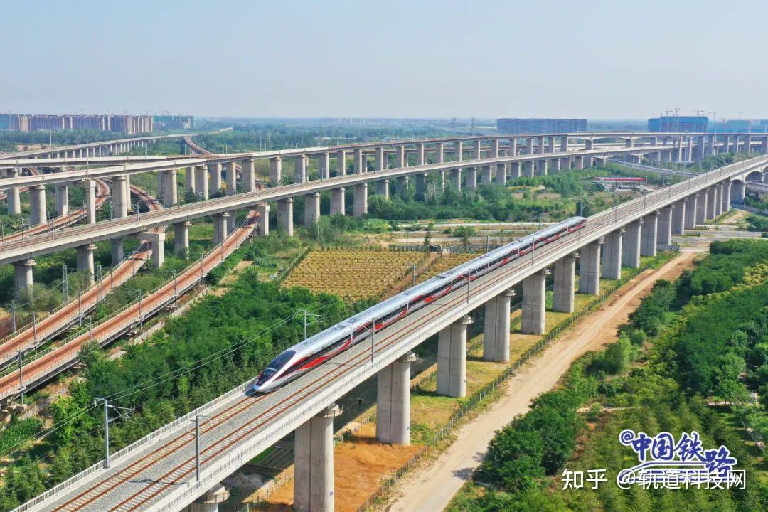 今日多條鐵路線路開通運營