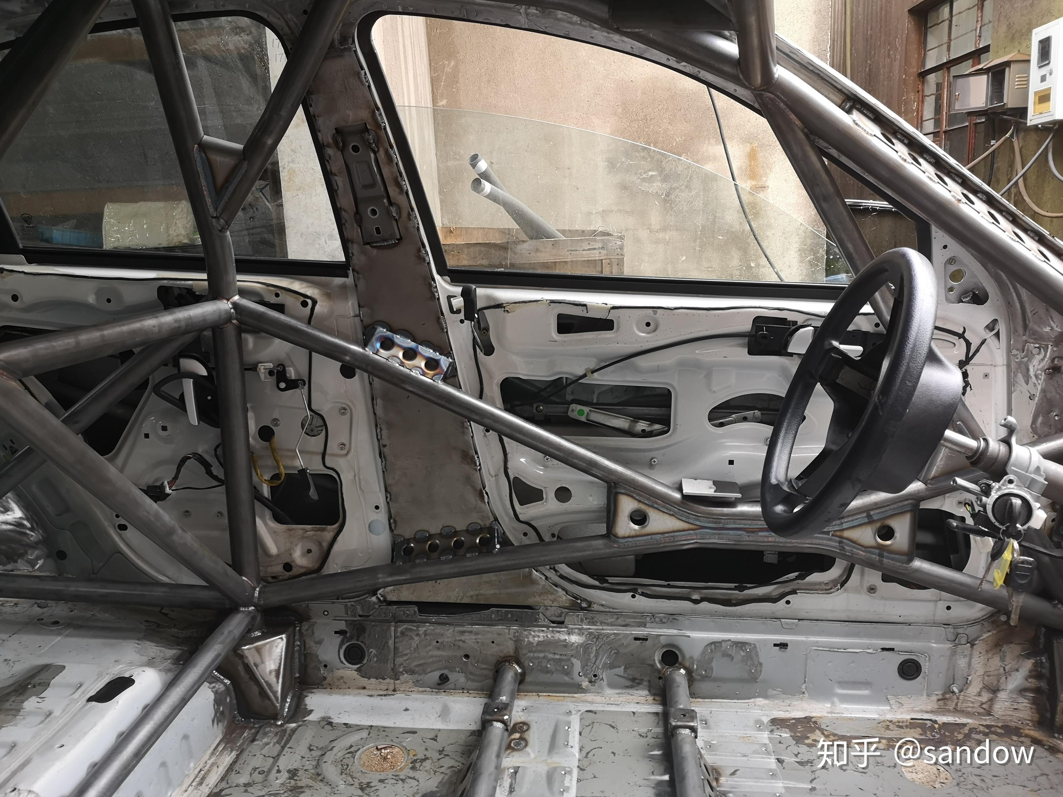 莲花拉力赛车防滚架制作