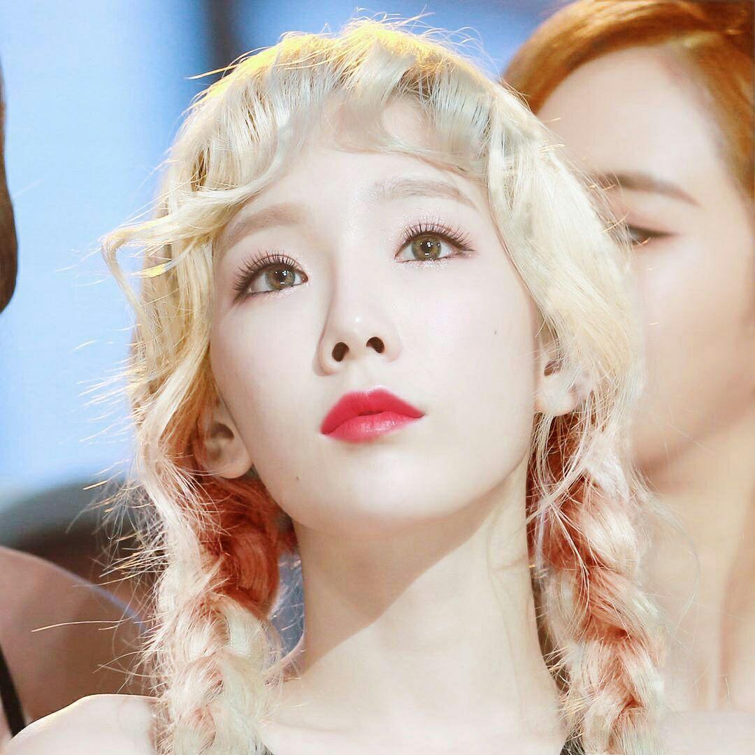 有没有gq科普一下泰妍15年开始的所有发色 太好看了 想知道!