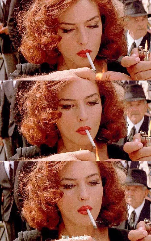 绝色玛莲娜.莫妮卡演西西里的时候我没记错的话年近四十了.